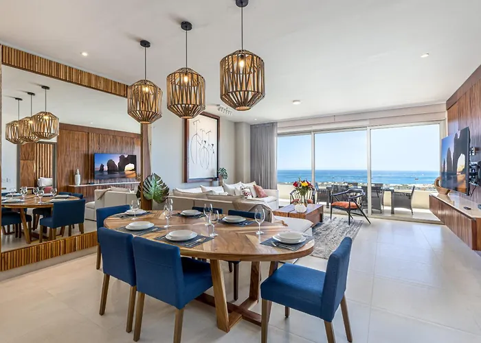 Top-rated 3 Bedroom Ocean Views Infinity Pools